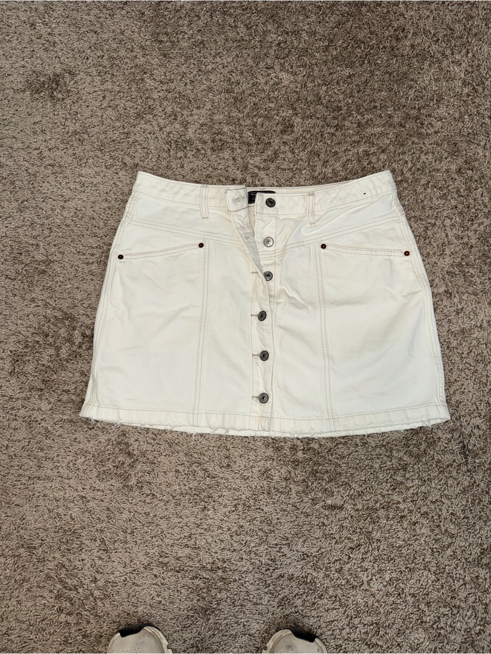 Abercrombie & Fitch White Button-Front Mini Skirt